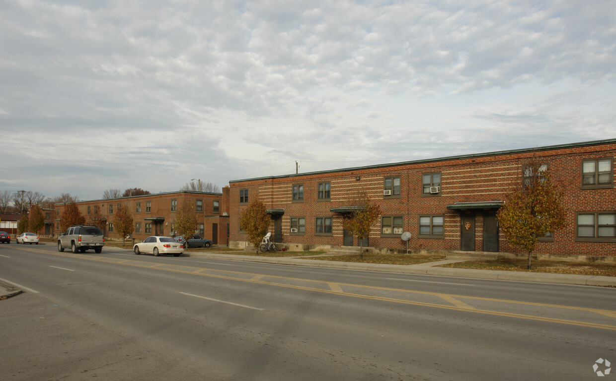 Building Photo - Washington Square Apartments