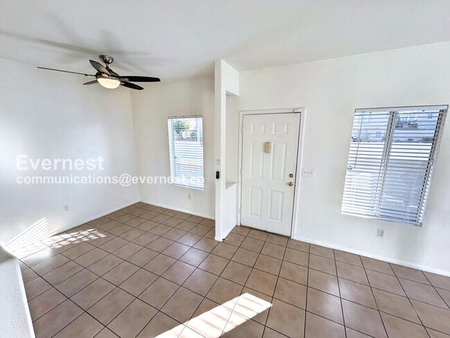 Foto del edificio - 5922 W Vegas Dr