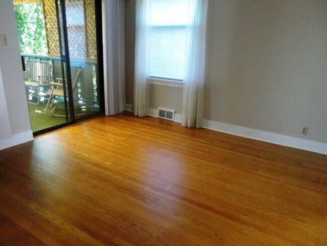 Foto del edificio - 5222 38th Ave NE