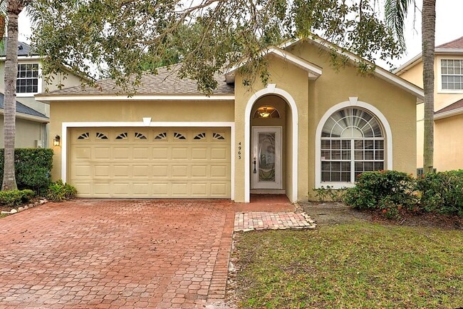 Beautiful 3 bed/2 bath home in Hunter's Cr... - Beautiful 3 bed/2 bath home in Hunter's Cr...