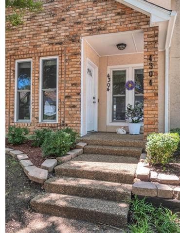 Building Photo - 4304 S Capistrano Dr