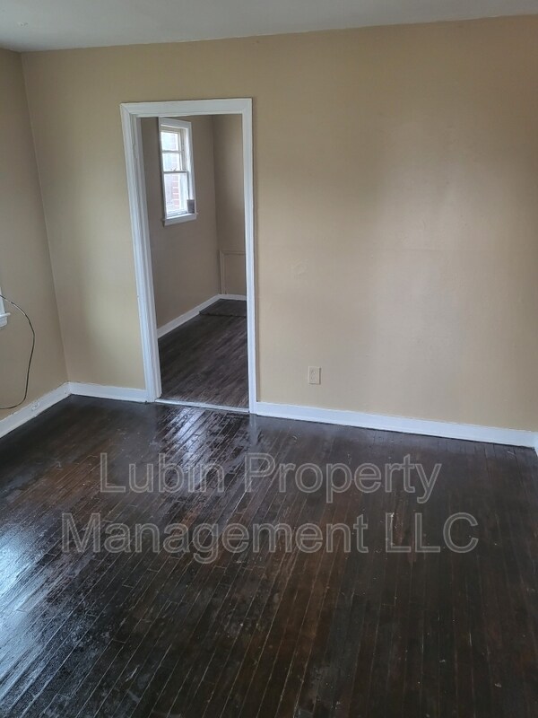 Foto del edificio - 2219 Clayton Ave