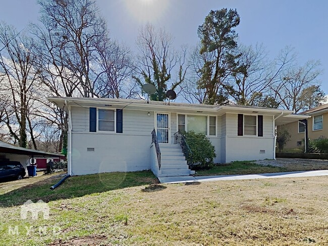 Building Photo - 1105 S Parkwood Dr