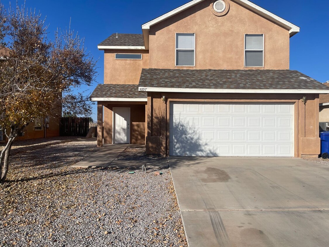 Foto principal - 4 Bedroom Home Off Hwy 70 & Mesa Grande **...