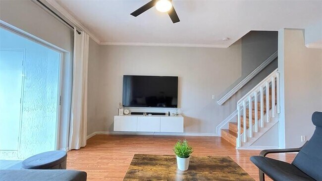 Building Photo - 5296 Jubilee Way