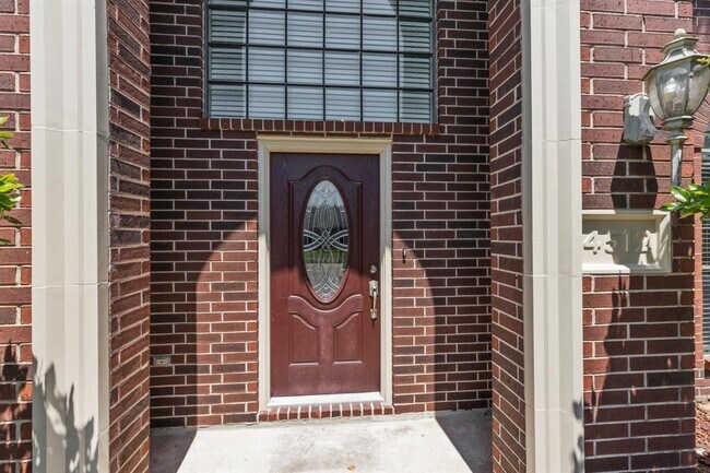 Building Photo - 4512 Alamance Dr