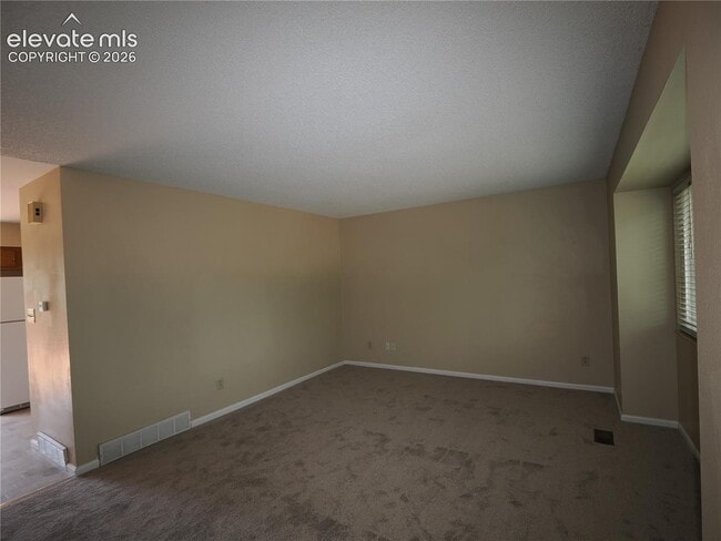 Building Photo - 7525 Deer Trail
