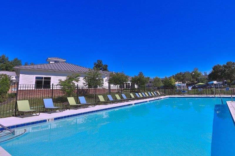 The Townhomes at Diamond Ridge Apartments in Baltimore, MD