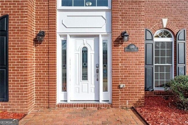 Foto del edificio - 560 Kimball Crest Ct