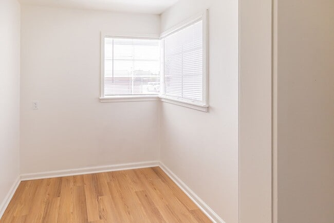 Building Photo - 175 S 100 W