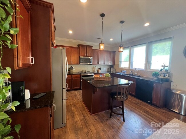 Building Photo - 4032 Huntley Glen Dr