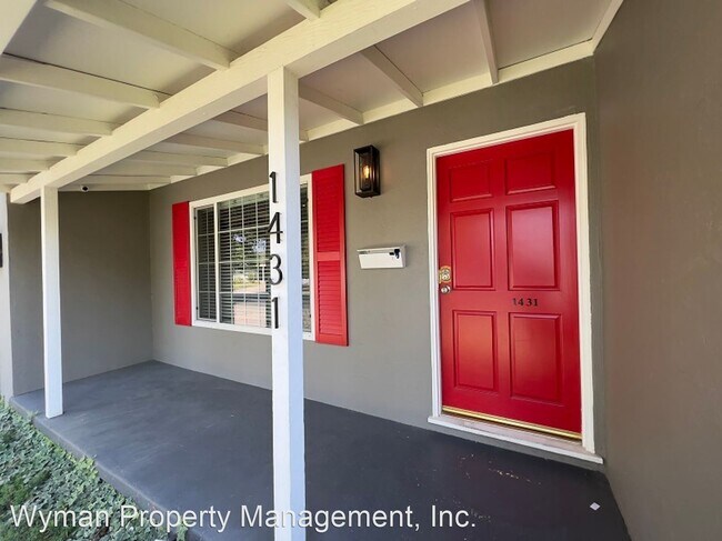 Foto del edificio - 4 br, 2 bath House - 1431 Sumner Avenue