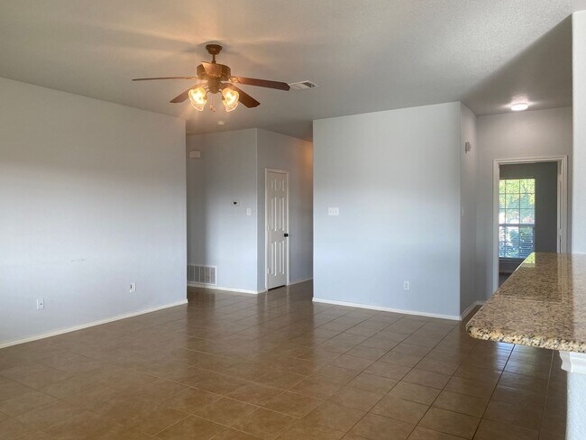Building Photo - 3 BEDROOM, BELTON ISD