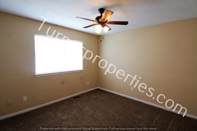 Building Photo - Charming 2 bedroom condo in Columbia