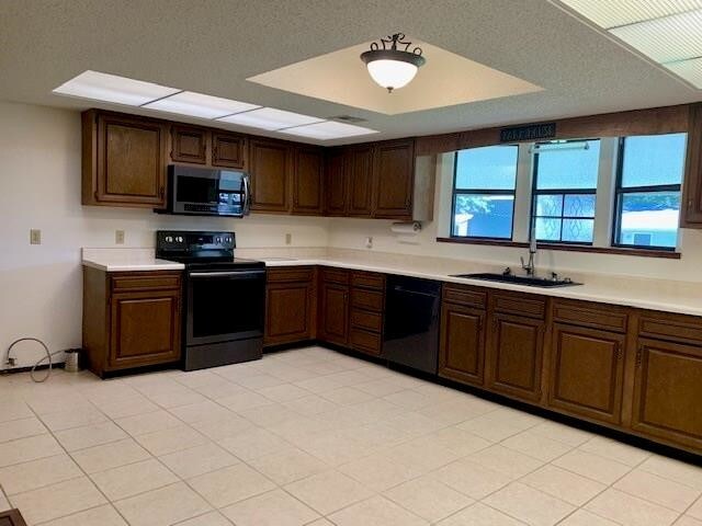 Foto del edificio - 1710 SW 14th St