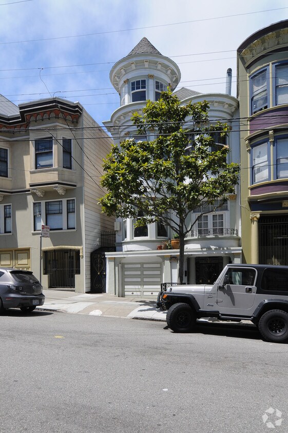 Building Photo - 545 Ashbury St