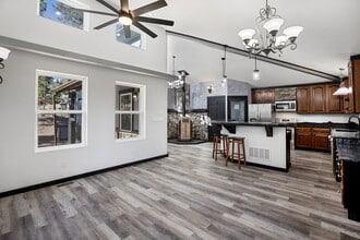 Building Photo - 69 Mt Powderhorn Rd