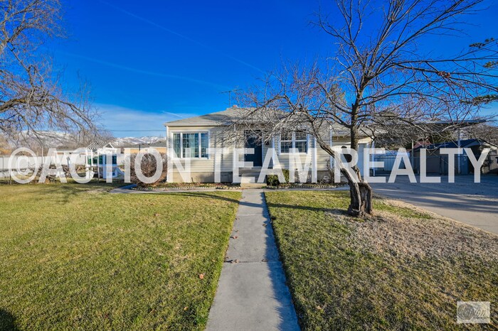 Primary Photo - Single Family Home in Bountiful!