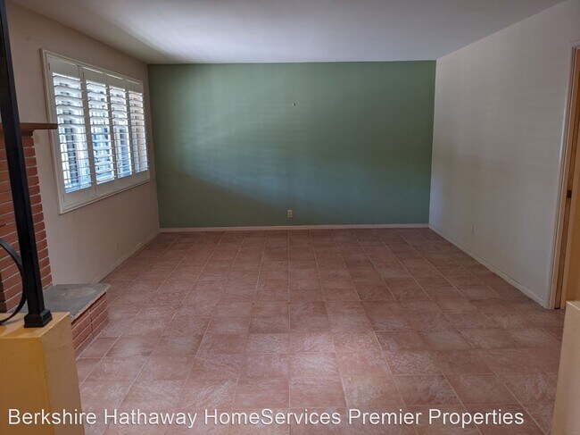 Foto del edificio - 3 br, 2 bath House - 5141 E. Hawthorne Pl