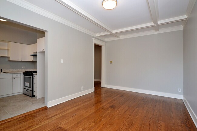 Foto del edificio - 925 E 61st St