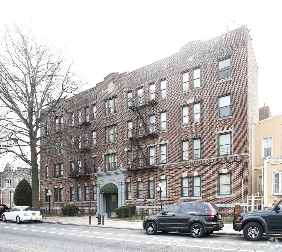 Foto del edificio - 3420 Clarendon Rd