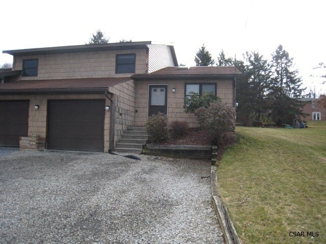 Primary Photo - 214 Hastings St
