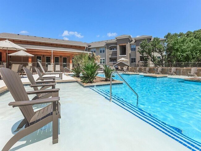 Building Photo - 2 bedroom in San Antonio TX 78253