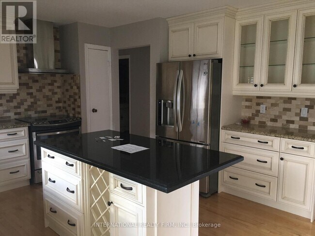 Photo du bâtiment - 174 Beech St