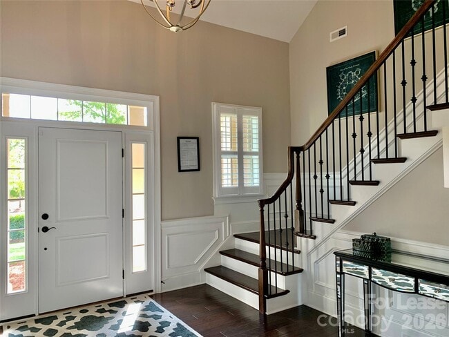 Building Photo - 15109 High Bluff Ct