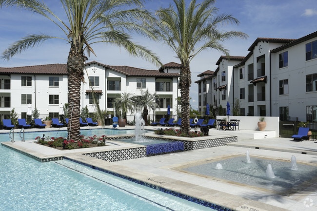 Building Photo - Ambrosio Apartments