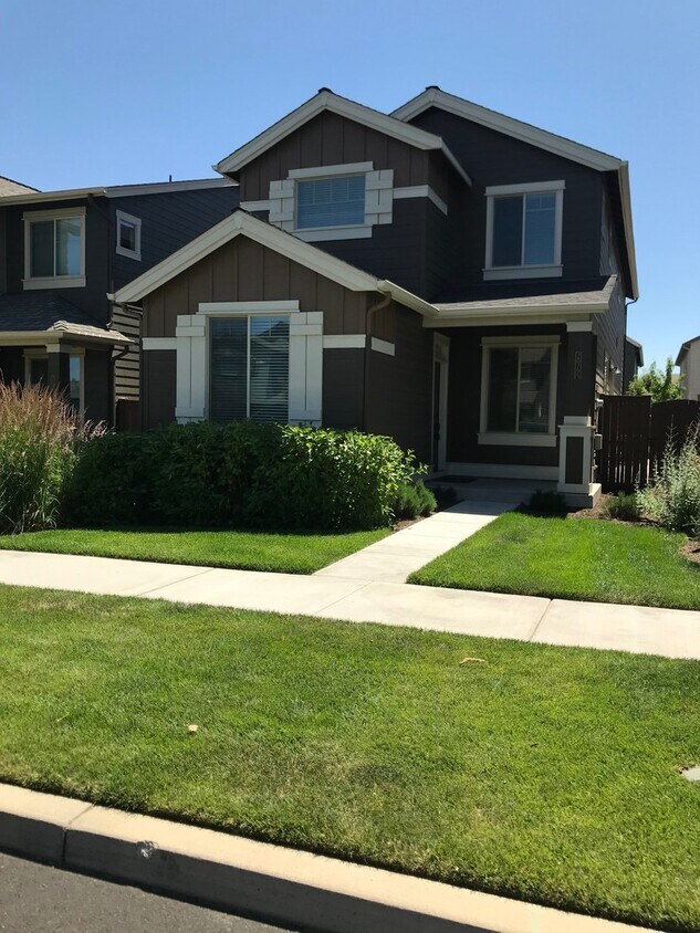 Foto principal - Beautiful NE Bend home, includes office an...