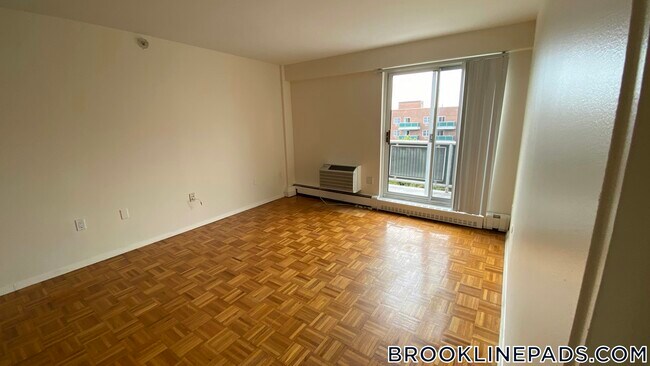 Foto del edificio - 175 Freeman St.