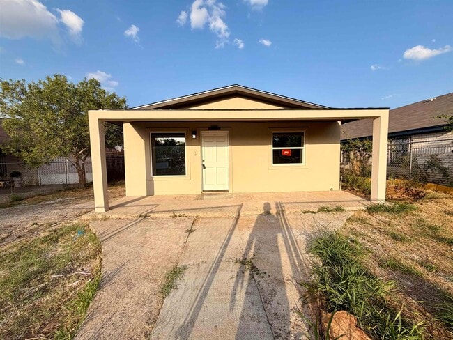 Building Photo - 3405 S Louisiana Ave