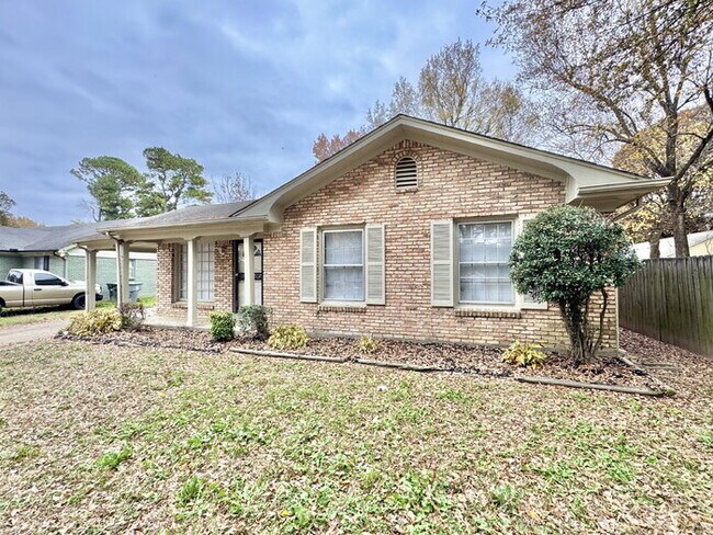 Building Photo - 5129 Kittie Lee Ln