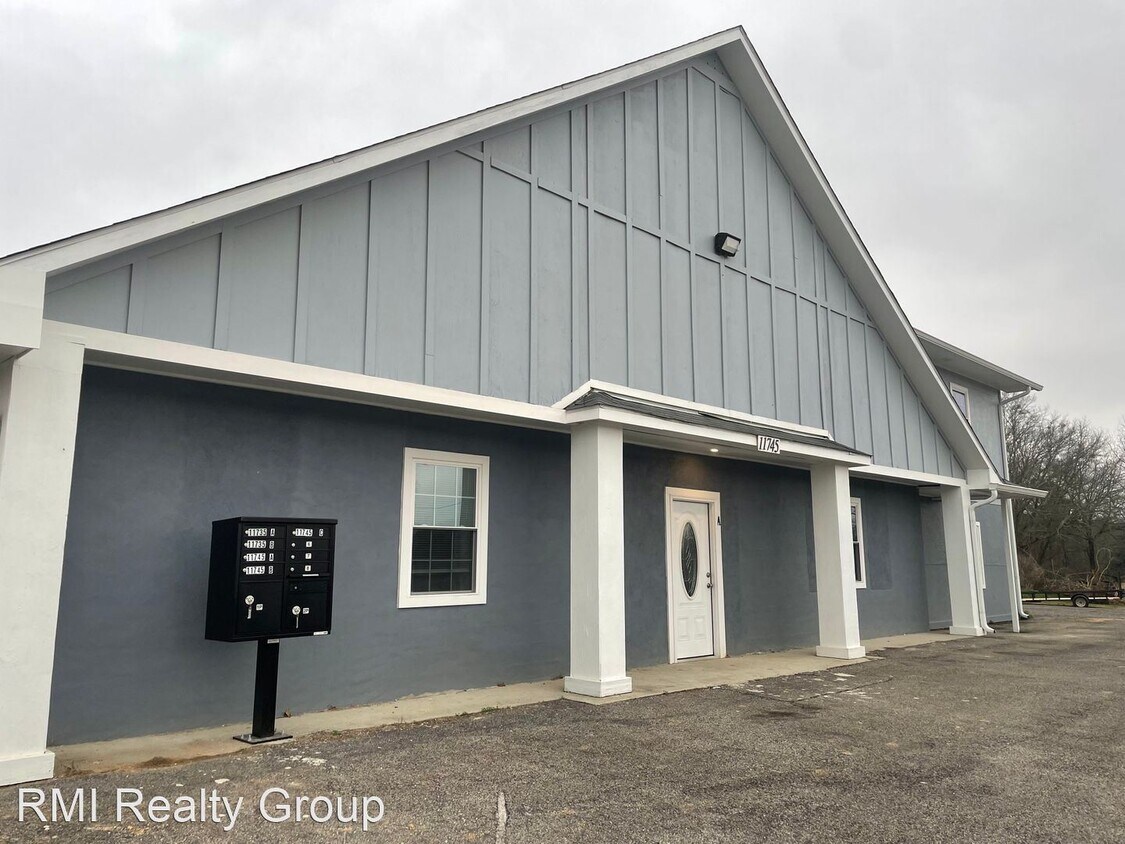 3 br, 2 bath House - 11745 Highway 411 A - 3 br, 2 bath House - 11745 Highway 411  A
