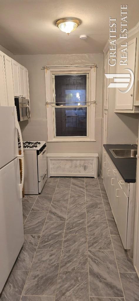 Foto del edificio - 3 bedroom in BROOKLYN NY 11236