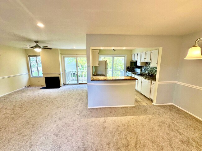 Foto del edificio - 330 Springlake Ln