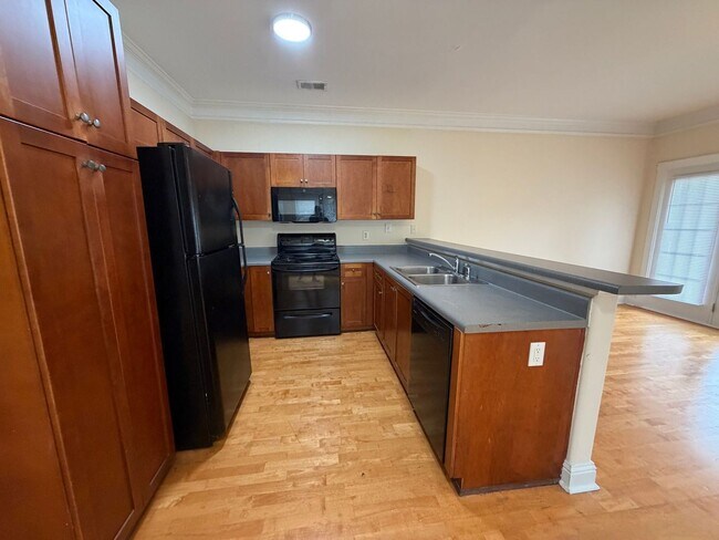 Building Photo - 173 Magnolia Bluff Dr