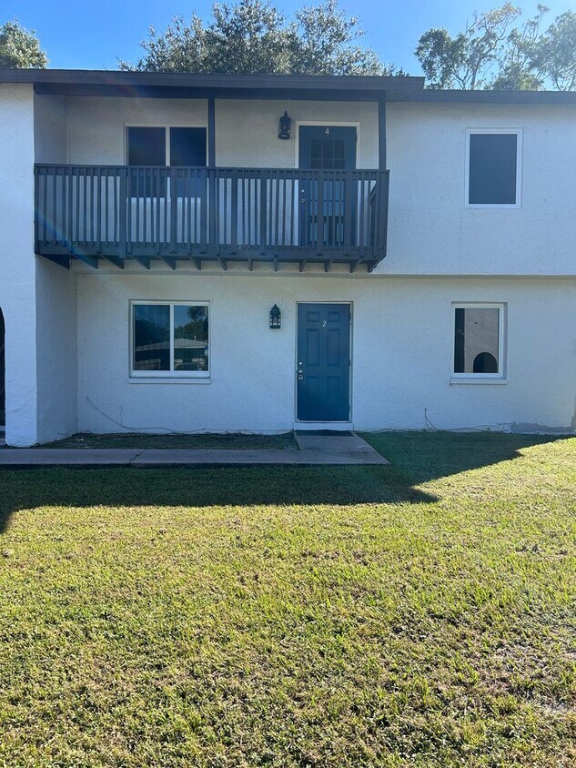Primary Photo - 2 bed 1 Bath Condo