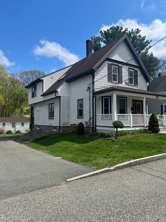 91 Robbins St, Avon, MA 02322 Townhome Rentals in Avon MA