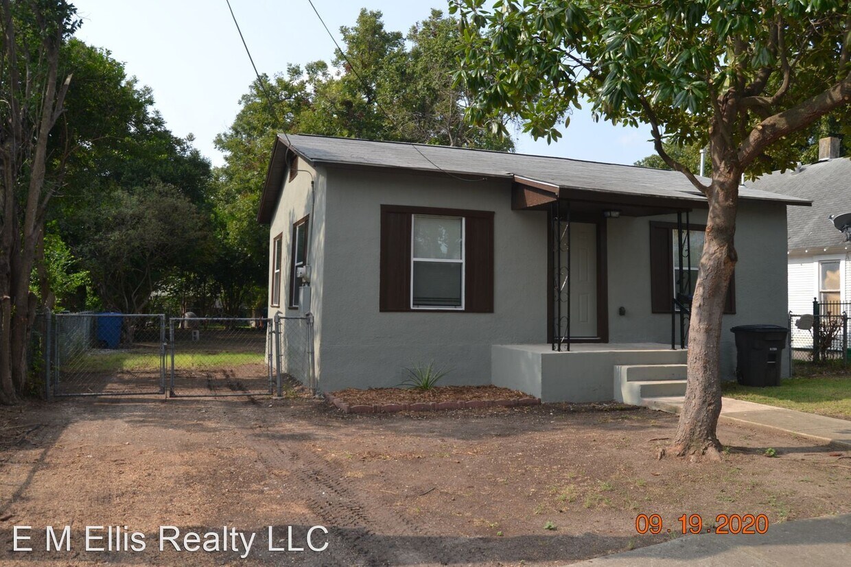 Primary Photo - 2 br, 1 bath House - 248 Ray Ave
