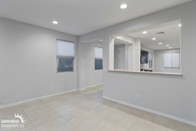 Building Photo - Modern 3Bdm 2Ba Litchfield Park Home with Stylish Upgrades!