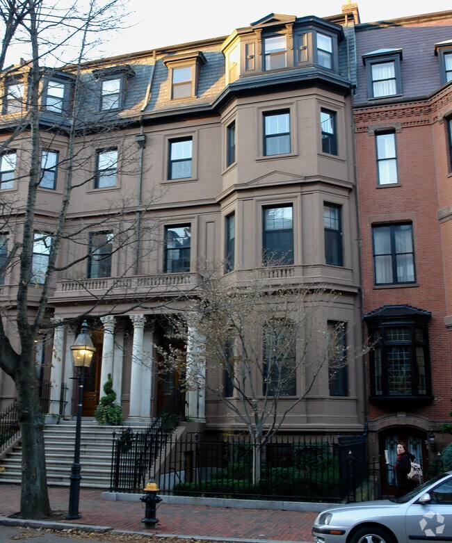 Building Photo - 21 Marlborough St