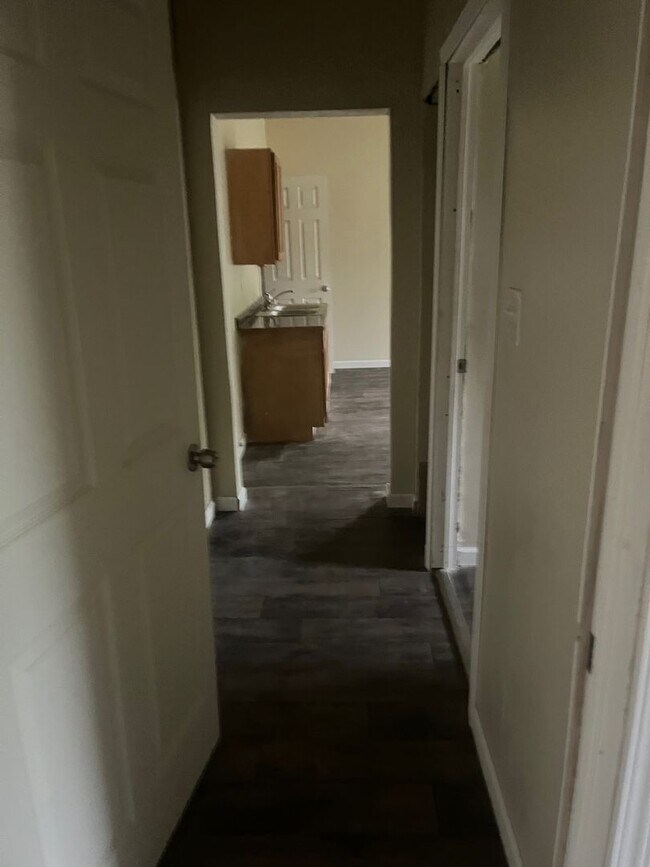 Foto del edificio - LPP - 428 S. Fredonia St.