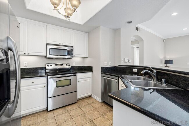 Foto del edificio - 9253 Regents Rd