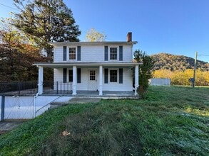 Building Photo - 11841 Brocks Gap Rd