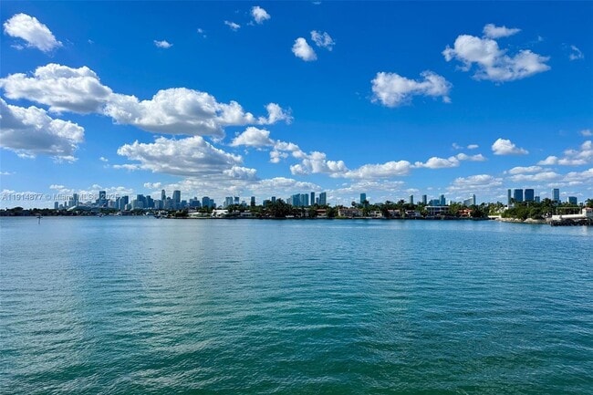 Foto del edificio - 5 Island Ave