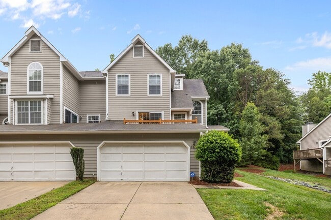 Building Photo - 8910 St Pierre Ln