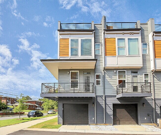 Foto del edificio - End Unit in SOUTH END