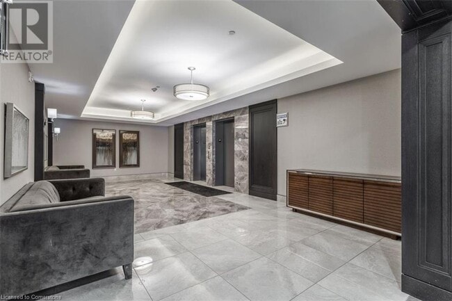 Building Photo - 101 Shoreview Pl